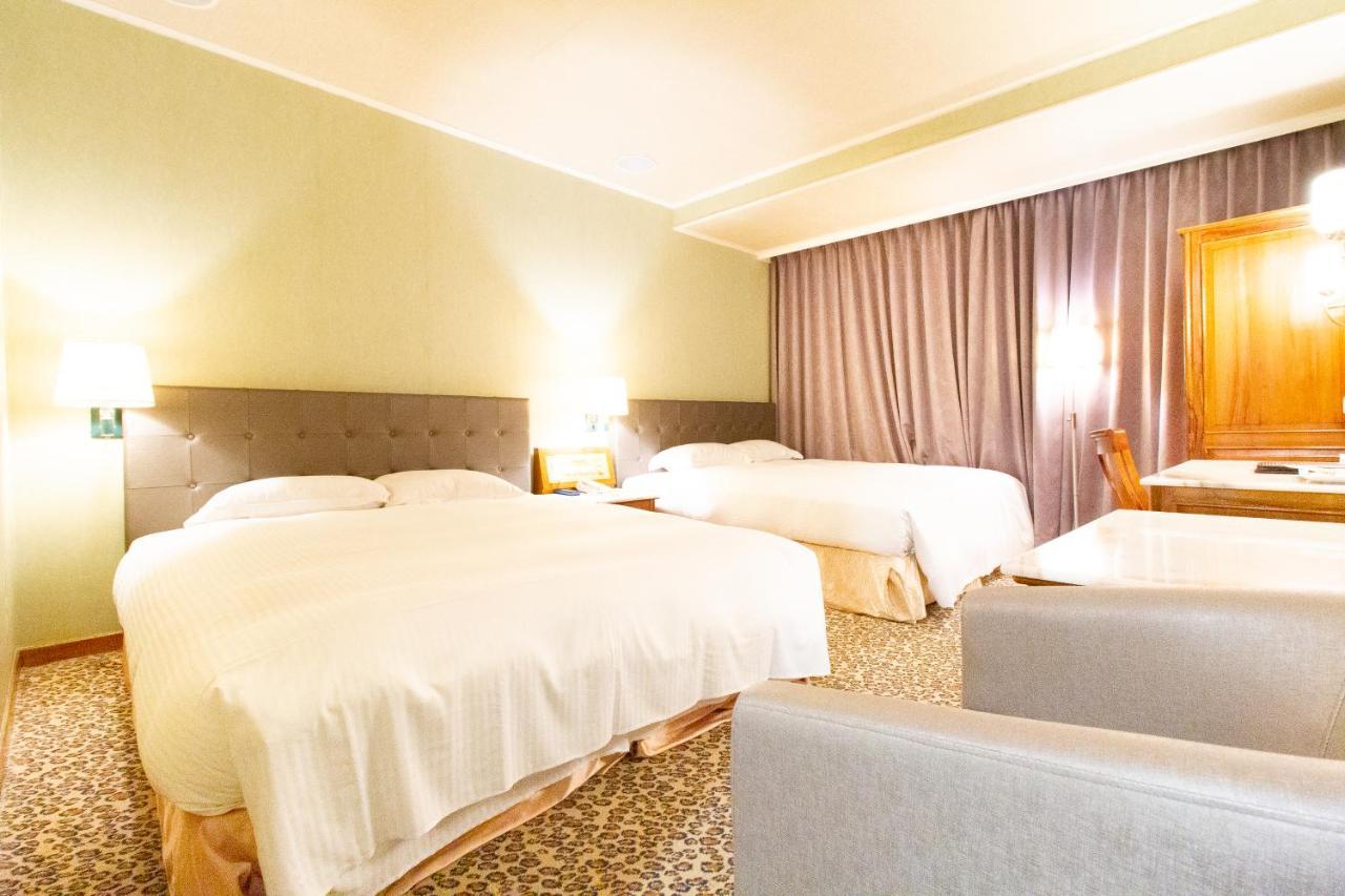ไถหนาน แดเนียล โมเทล Hotel ซินหยิง ภายนอก รูปภาพ