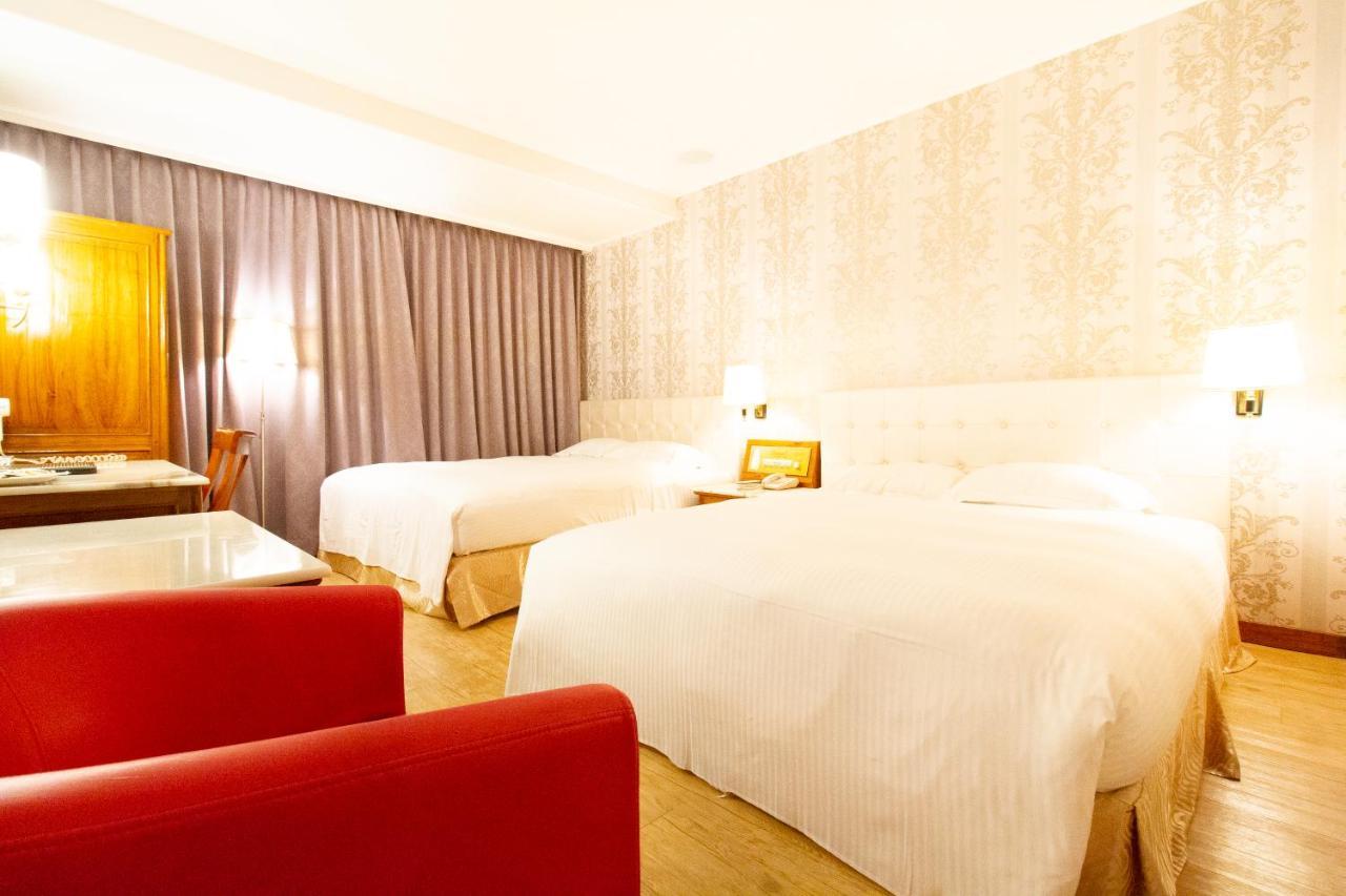 ไถหนาน แดเนียล โมเทล Hotel ซินหยิง ภายนอก รูปภาพ