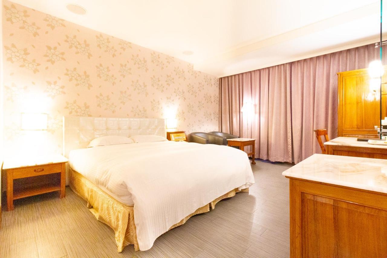 ไถหนาน แดเนียล โมเทล Hotel ซินหยิง ภายนอก รูปภาพ